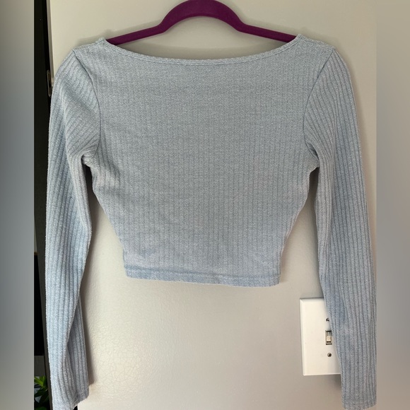 Baby Blue Ribbed Longsleeve - Picture 2 of 2
